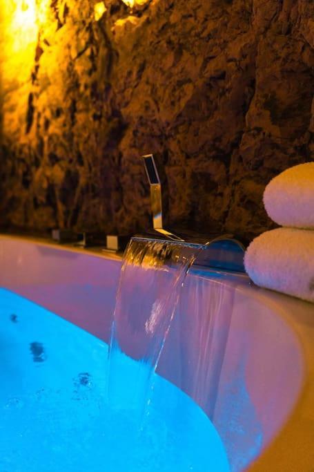 Apartment 2 Mit Whirlpool *
